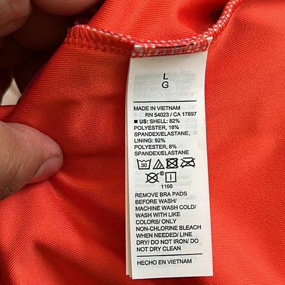 Old Navy Womens Large Swimsuit - Picture 7 of 9